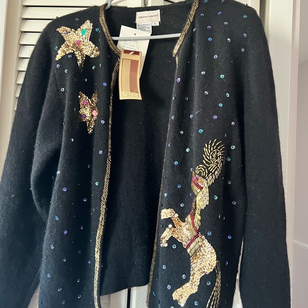 Beautiful vintage sweater NWT